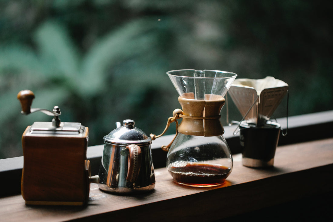 Exploring the Art and Science of Specialty Coffee Brewing: Pour-Over Methods and the Cold Brew Revolution